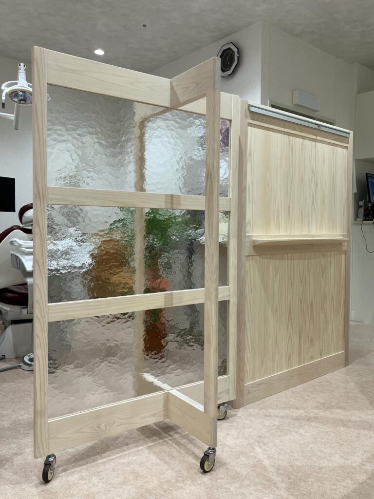 ふじた歯科院　パーテーション