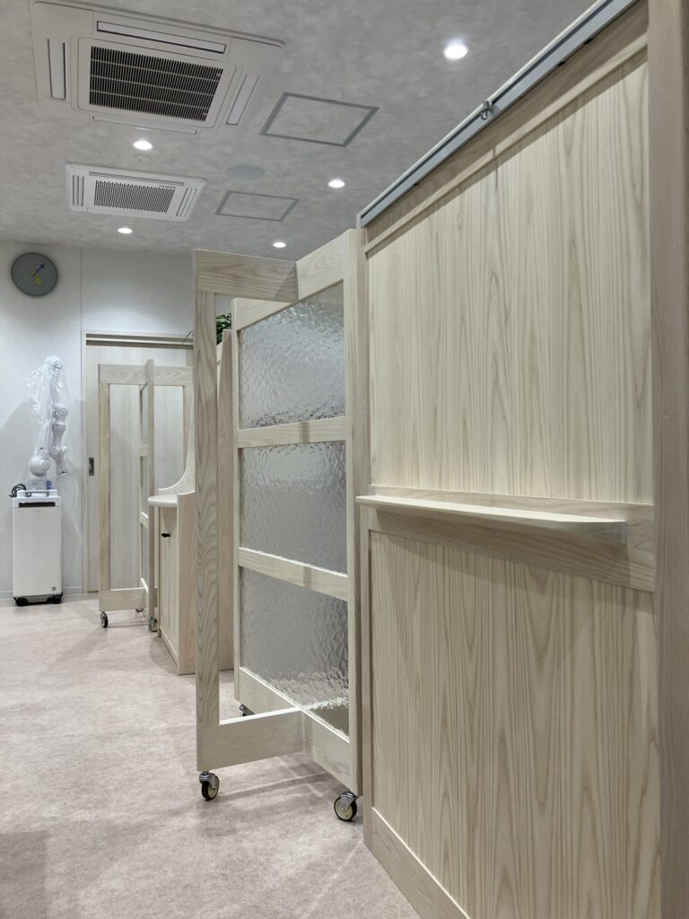 ふじた歯科医院　パーテーション